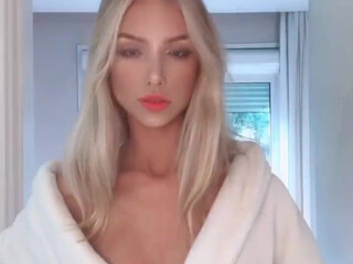 sarahardel onlyfans Beauty in stockings gently pulls pussy