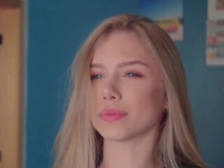 sarahardel onlyfans Hot chick twirls big booty