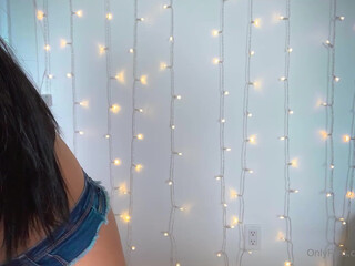 Miss Lexa aka misslexa onlyfans Sexy schoolgirl posing in a mini skirt