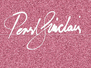 Pearl Sinclair onlyfans Hot bitch passionately pulls pussy