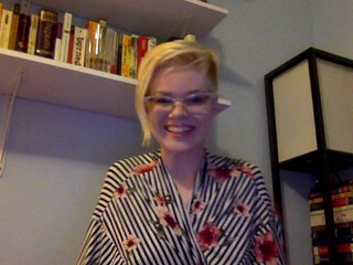 Pearl Sinclair onlyfans Young slut masturbating with sex toy