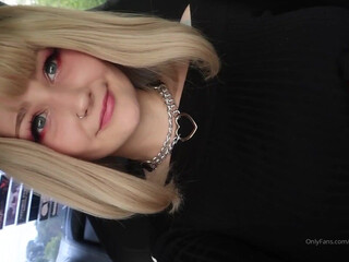 tattookitten onlyfans Mature lady naughty on the beach