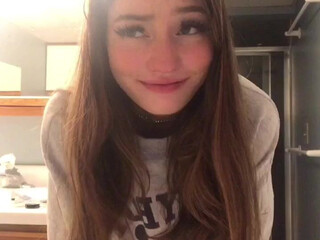 lacy lotus, lacylotus, skylarxraee onlyfans Lustful plump bitch spreads her legs and jerks off her cunt