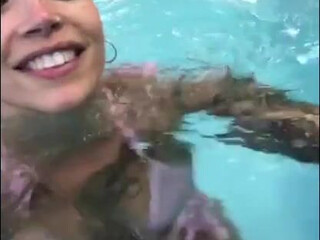 Anna Bell Peaks (AnnaBellPeaks) onlyfans Busty slut gently wrestles pussy