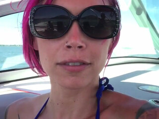 Anna Bell Peaks (AnnaBellPeaks) onlyfans Busty beauty fucks her cap