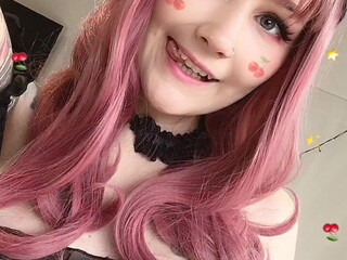 tattookitten onlyfans chic private