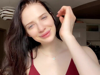 Reislin onlyfans Luxurious female massaging nipples