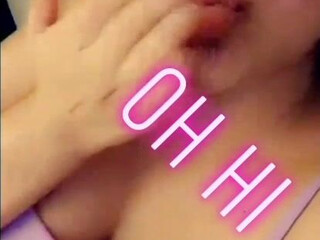 Emira Kowalska (Emira Foods) onlyfans Busty lady shows off her charms