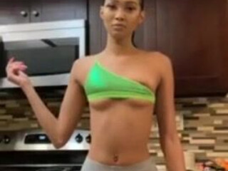 5ce98f16f055c The stubborn cock masturbates passionately pussy