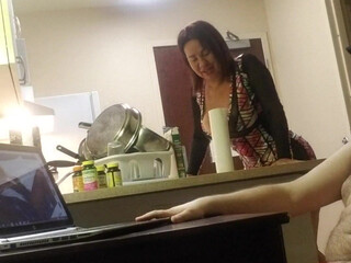 QueenRogue onlyfans Pretty babenka bends beautiful tits