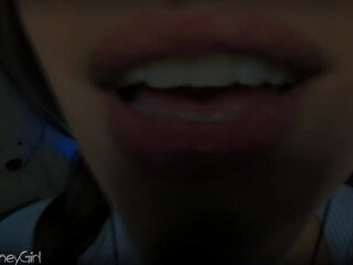 Honeygirl onlyfans Black-haired beauty fucks juicy crevices