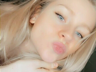 Msfiiire onlyfans Luxurious girl Fucks Shaved Cunt