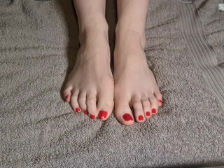 Queengf90 onlyfans Impressive babe plays her vagina with sex toy