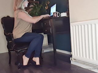 Queengf90 onlyfans Natural beauty on the positive shows itself in all its glory