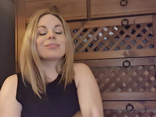 Queengf90 onlyfans Slut Fingering for you