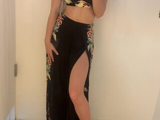 eva elfie onlyfans hardcore whore cums nonstop