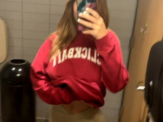 Real Sky Bri onlyfans Sweet Milf Toy Fucks Online for 200 Tokens