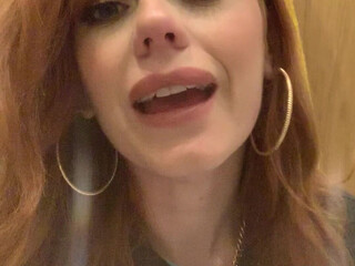 Ella Hughes aka ellahughesxxx onlyfans Little girl is ready for anythin