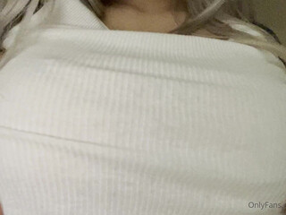 Chloe Spencer aka Ch111oe onlyfans sex toy show with scrawny beauty