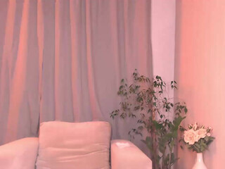 lady_laalllie onlyfans Cute women and have fun in private