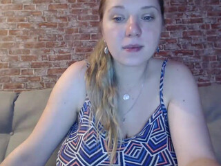 hello_x_pussy onlyfans big wet cunt close up