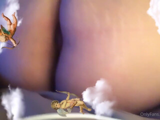 ulildevil onlyfans licks nipples