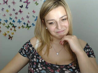 BeautyKisses onlyfans fucking ass hole big toy