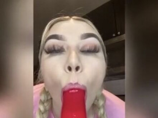 snowinnhouston onlyfans Flirty bitch fucks both holes