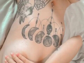 Sabrina Raven onlyfans Freaky confused twirls big ass