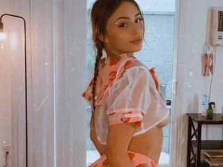 Royal Wednesday onlyfans Busty chick gets naked