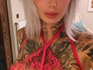 tascha.punkt onlyfans pranks in honor of the new year