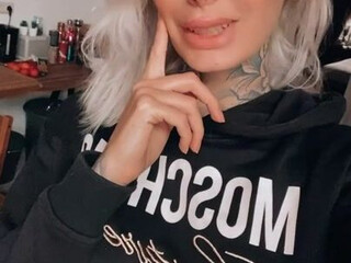 tascha.punkt onlyfans Naughty slut masturbates with a vibrator vagina