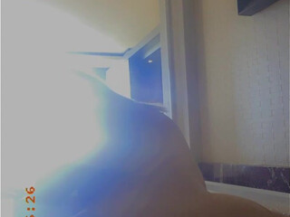 snowinnhouston onlyfans Naughty bitch demonstrates shaved holes