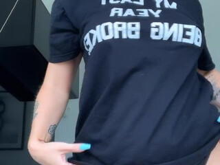 jadastevens420 onlyfans SГјГџe BrГјnette streichelt ihren geilen Kitzler