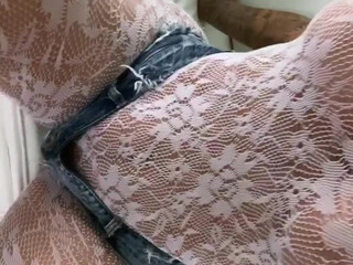 iamlmonies onlyfans Russian beauty communicates in fries