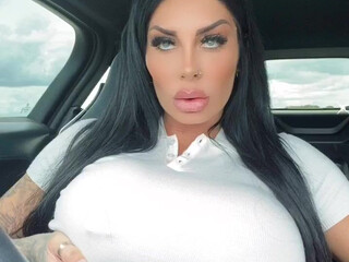 iamlmonies onlyfans Webcast with scrawny redhead girl