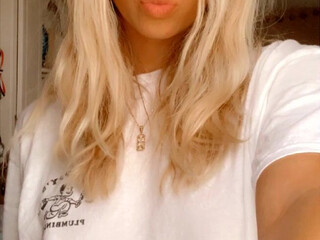 grumbygittlerbiscuit onlyfans Sweet and attractive babe masturbates