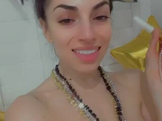 djdarciedolce onlyfans scrawny whore with big lips