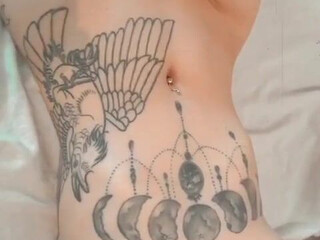 Sabrina Raven onlyfans Cute lady spins happily in front of the webcam and shines with all the charms