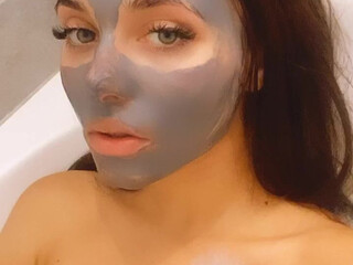 NacreVictoire onlyfans tender slim body