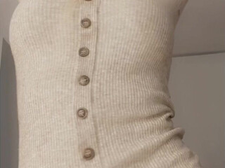 Adelinebri onlyfans Pretty woman in a shirt without panties