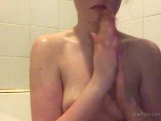 xxlittlegeexx onlyfans Petite Girl Plays With Toys