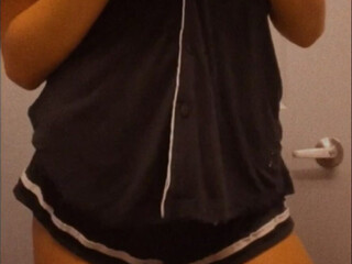 grumbygittlerbiscuit onlyfans scrawny curly girl sucking dick