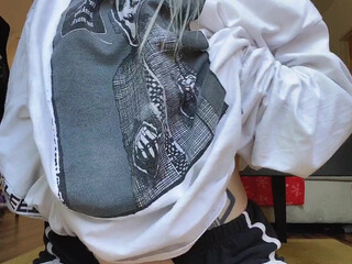 Pastelwife onlyfans Bonga sex toy show with a teen in the shower