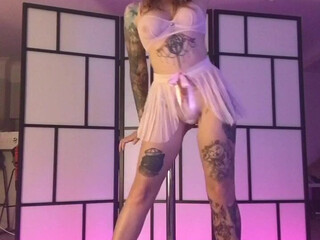 tattookitten onlyfans Mature slut shines juicy booty