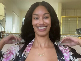 missbnaty onlyfans sexy hippo