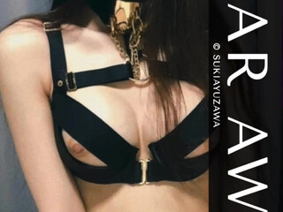 Suki Ayuzawa onlyfans Big tit babe bares sexy body