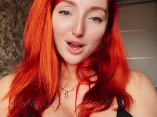 RedFoxOfficial onlyfans amazing confused fingering shaved cunt 2022 cam show