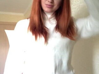 RedFoxOfficial onlyfans Black beauty fucks with a toy in the car