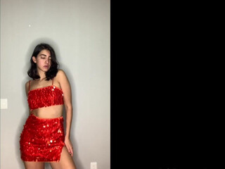 Pupau onlyfans Delightful escort girl sucking sex toy